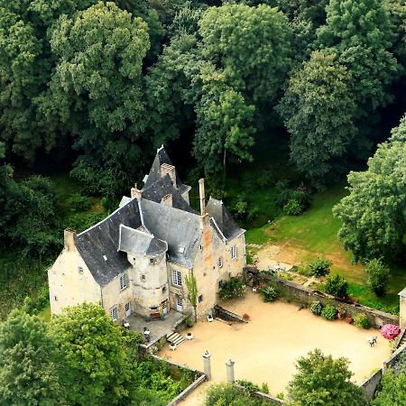Manoir De Rouesse Hotell Laval  Exteriör bild