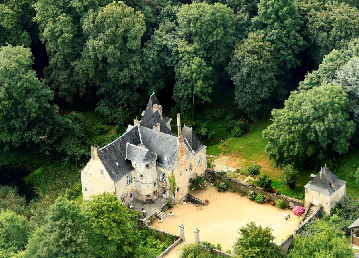 Manoir De Rouesse Hotell Laval  Exteriör bild
